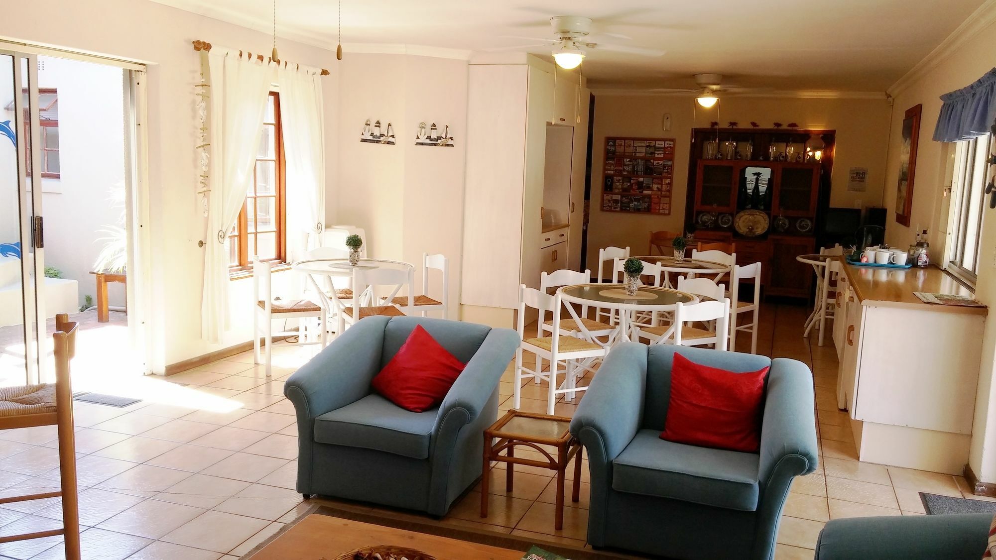 Dolphin Inn Blouberg Блуберґстранд Екстер'єр фото