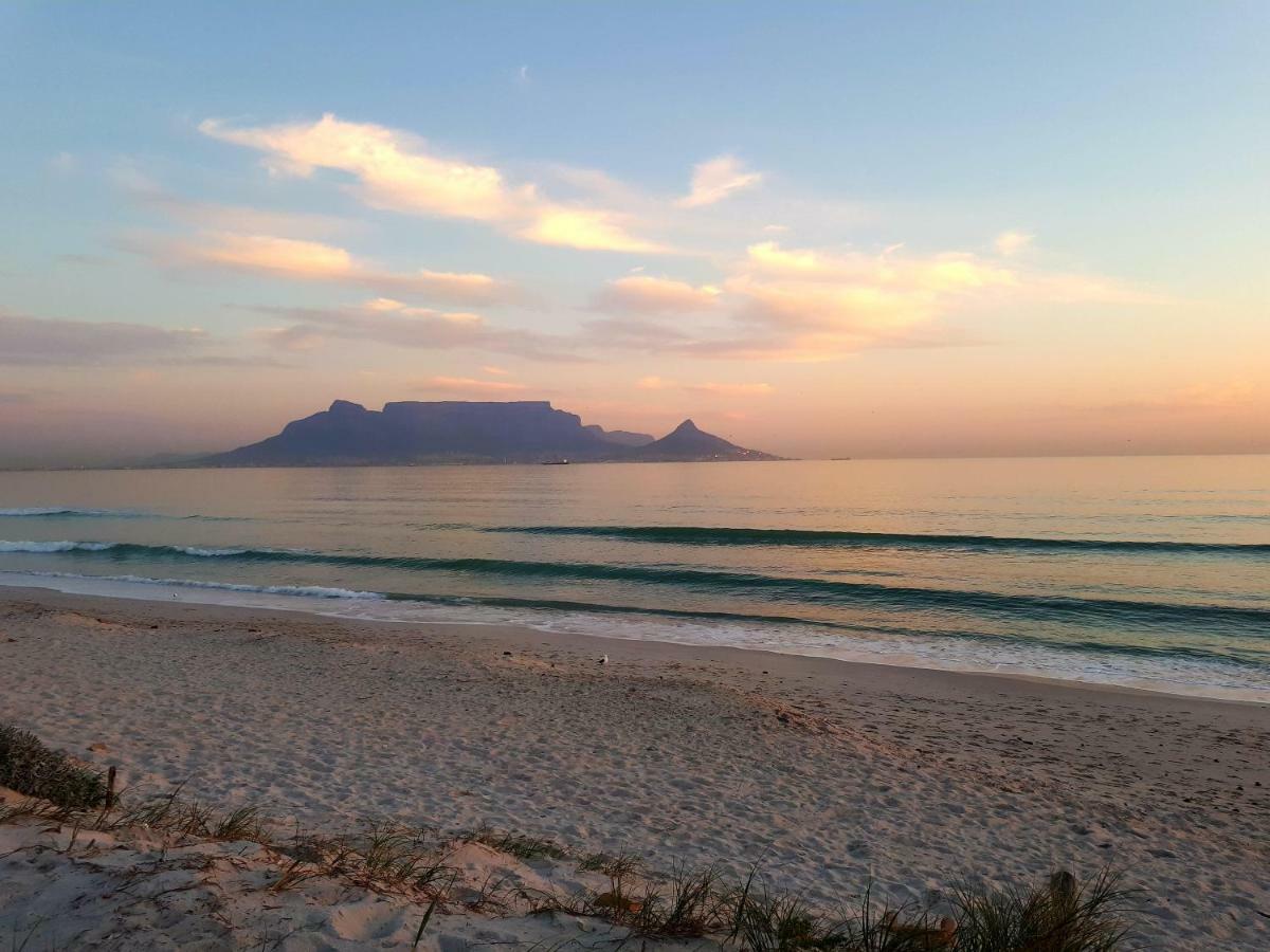 Dolphin Inn Blouberg Блуберґстранд Екстер'єр фото