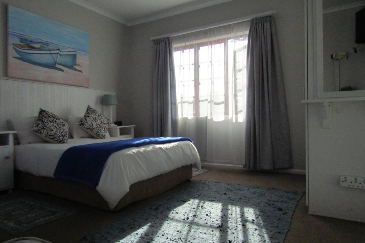 Dolphin Inn Blouberg Блуберґстранд Екстер'єр фото