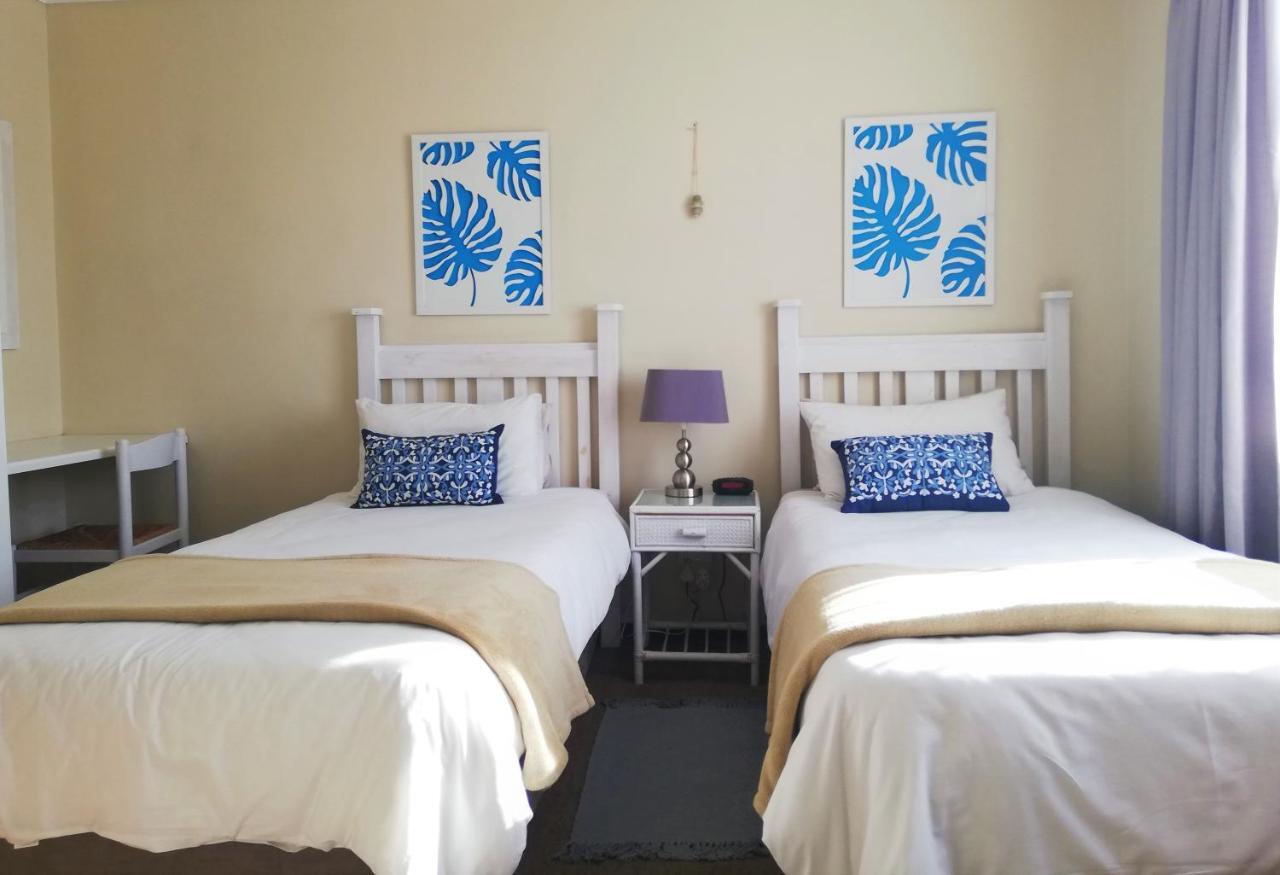 Dolphin Inn Blouberg Блуберґстранд Екстер'єр фото