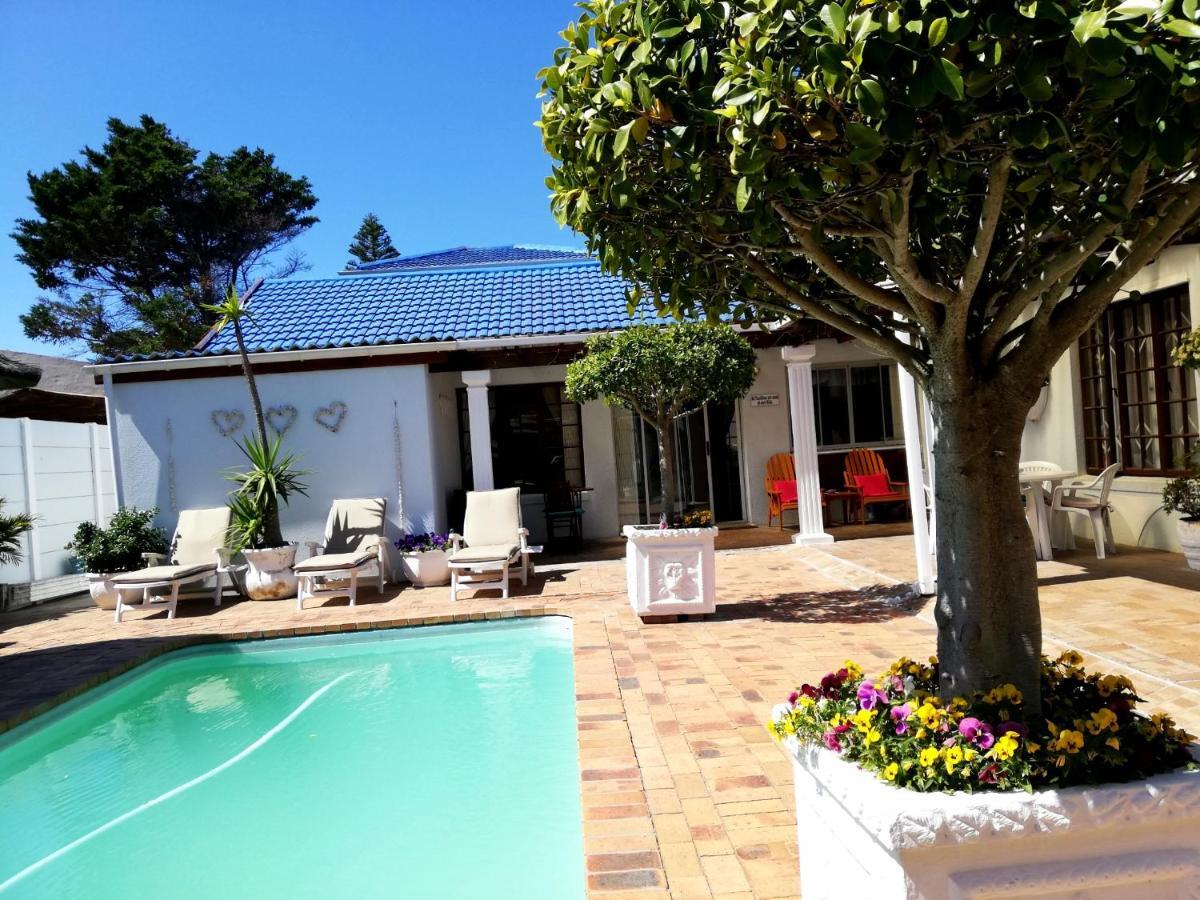 Dolphin Inn Blouberg Блуберґстранд Екстер'єр фото
