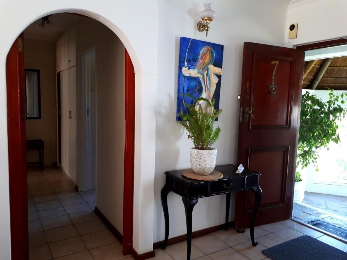 Dolphin Inn Blouberg Блуберґстранд Екстер'єр фото